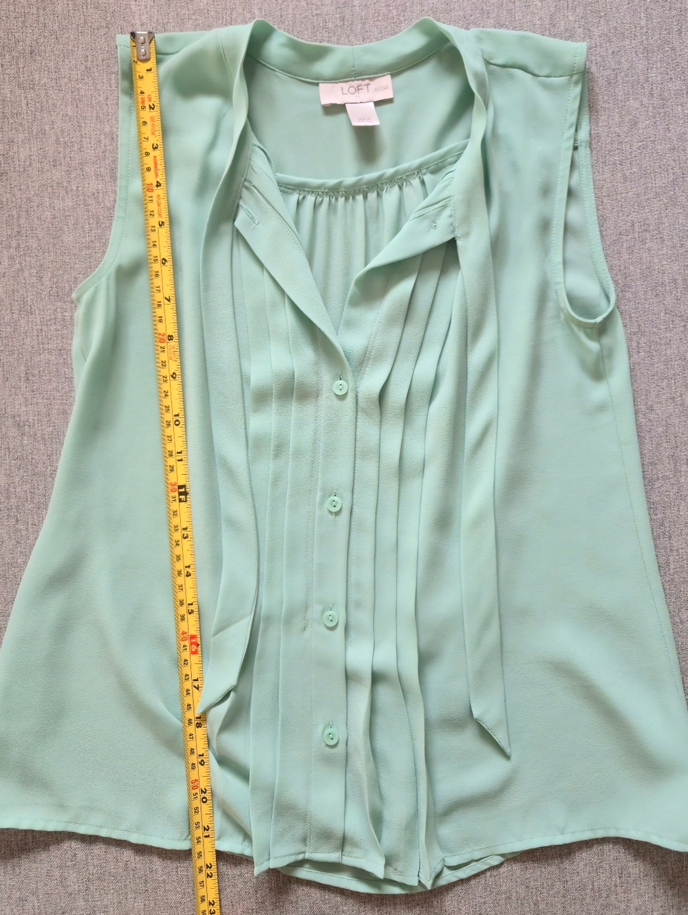 LOFT Petite Sleeveless Blouse XXSP | Mint Green Pleated Front Tank - Picture 5 of 6